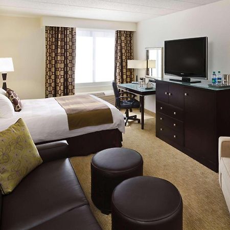 Radisson Hotel Бисмарк Стая снимка