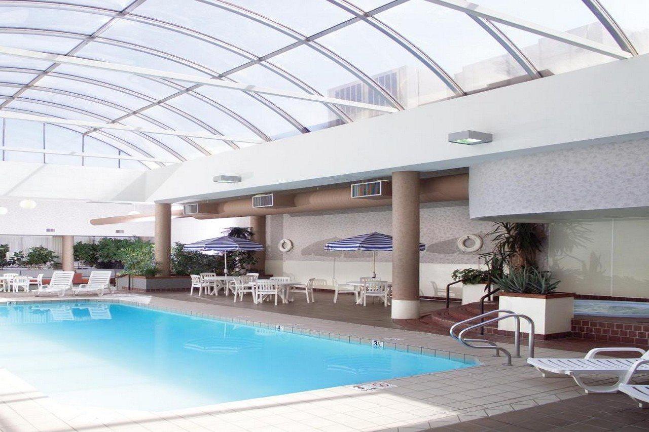 Radisson Hotel Бисмарк Екстериор снимка