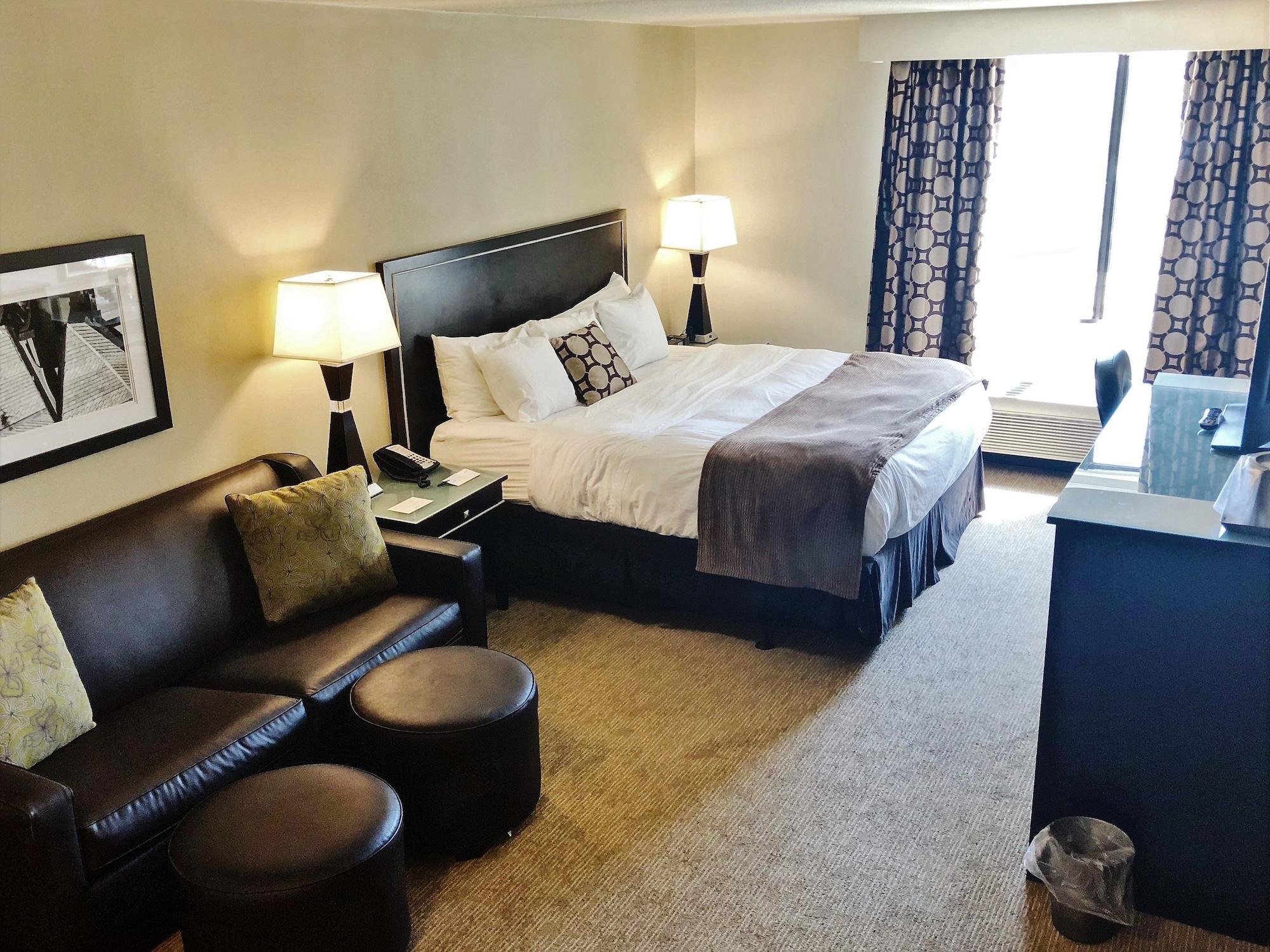 Radisson Hotel Бисмарк Екстериор снимка